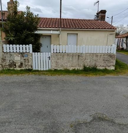 פורניק Maison Dans Hameau 6 Km De La Mer מראה חיצוני תמונה